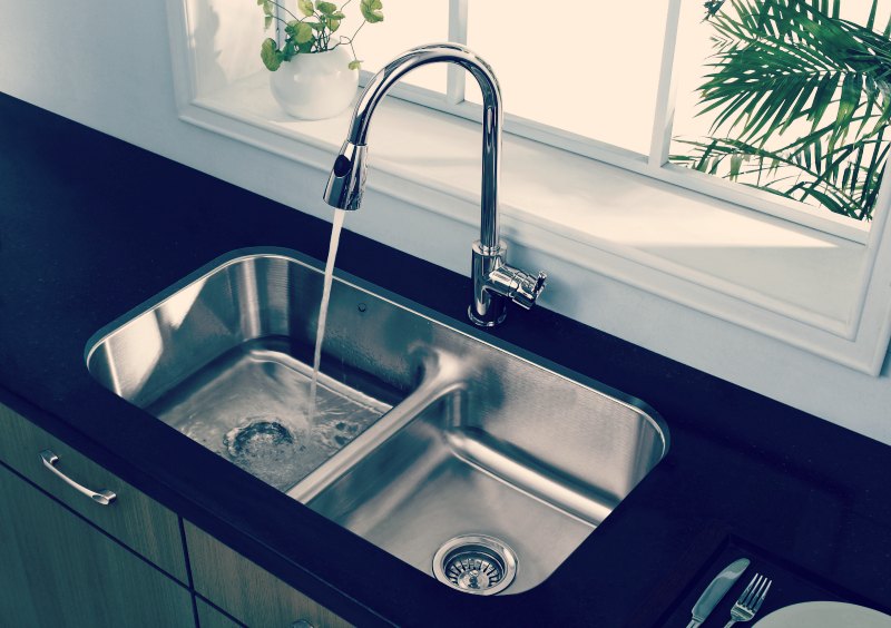 choosing a stainless steel kitchen sink